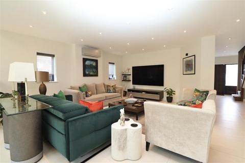 6 bedroom detached house for sale, Deacons Hill Road, Elstree, Borehamwood