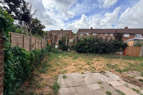 6 bedroom terraced house to rent, Rednal, Birmingham B45
