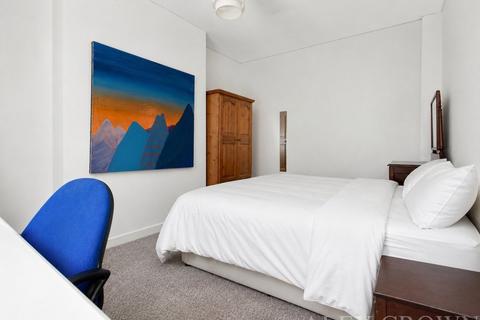 6 bedroom house to rent, Ennis Road, Finsbury Park