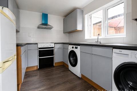6 bedroom house to rent, Ennis Road, Finsbury Park