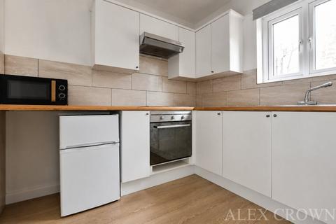 6 bedroom house to rent, Ennis Road, Finsbury Park