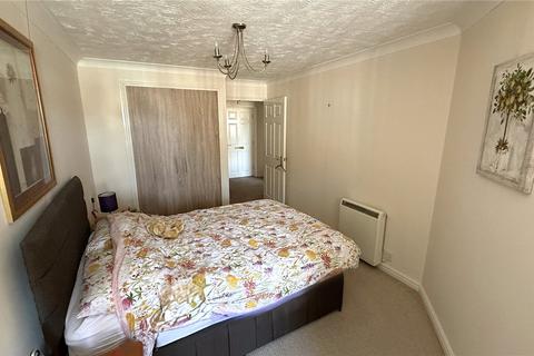 1 bedroom apartment for sale, Butts Road, Stanford-le-Hope, Essex, SS17