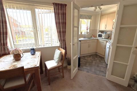 1 bedroom apartment for sale, Butts Road, Stanford-le-Hope, Essex, SS17