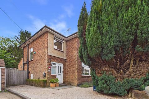 3 bedroom semi-detached house for sale, Little Reeves Avenue, Amersham, Buckinghamshire, HP7