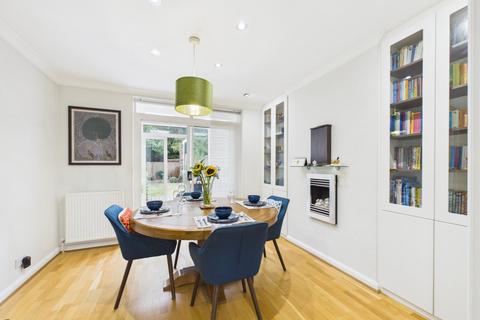 3 bedroom semi-detached house for sale, Little Reeves Avenue, Amersham, Buckinghamshire, HP7