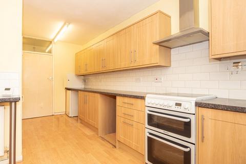 3 bedroom terraced house for sale, Rycroft Drive, Leeds