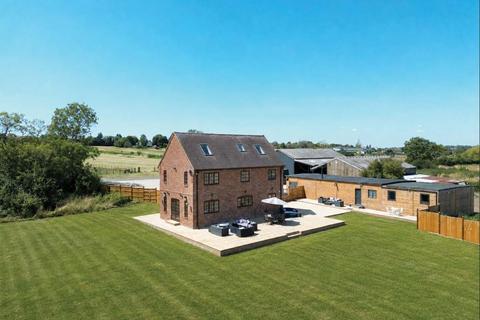 5 bedroom farm house for sale, Pitchers Hill, Wickhamford, Evesham, Worcestershire WR11.