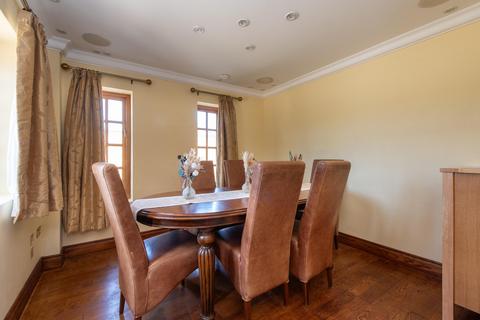 5 bedroom farm house for sale, Pitchers Hill, Wickhamford, Evesham, Worcestershire WR11.