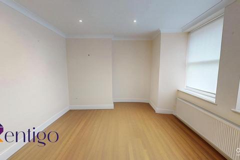 2 bedroom flat for sale, Wickham Road, London, SE4