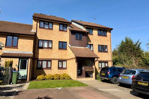 2 bedroom flat for sale, Manor Fields, Horsham
