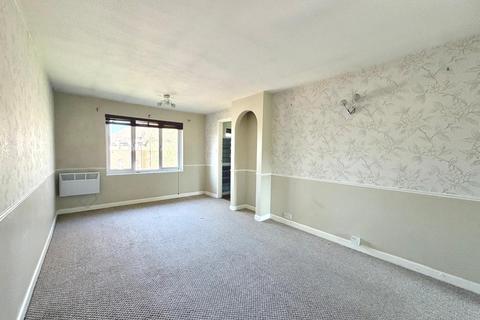 2 bedroom flat for sale, Manor Fields, Horsham