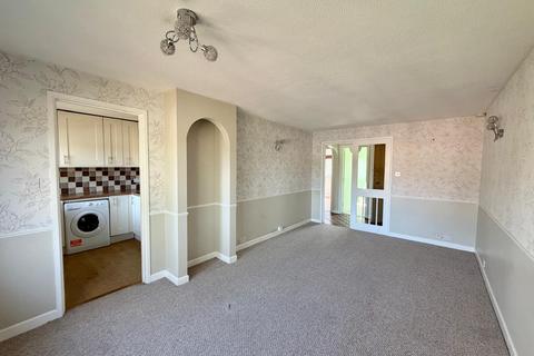 2 bedroom flat for sale, Manor Fields, Horsham