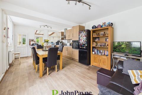 3 bedroom semi-detached house for sale, Henley Road, Walsgrave, Coventry, CV2