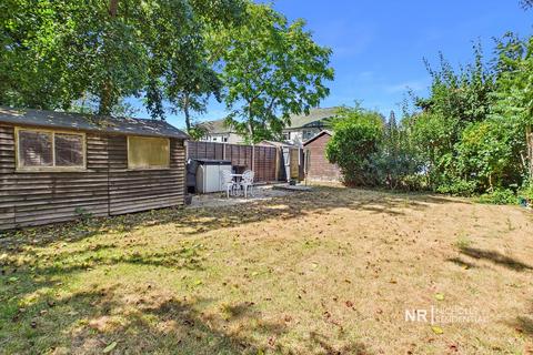 2 bedroom maisonette for sale, West Ewell KT19