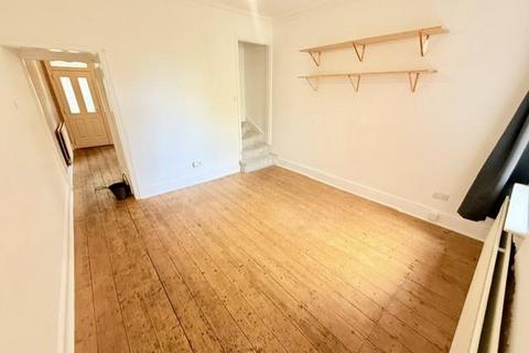 2 bedroom house to rent, Dean Road, Birmingham