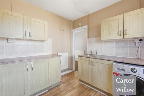 2 bedroom terraced house for sale, Cornworthy Road, Dagenham, Essex