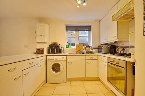 2 bedroom apartment to rent, Grosvenor Court, Southfield Road, Westbury On Trym, Bristol, BS9
