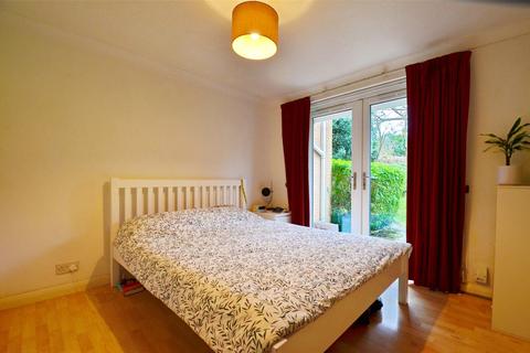 2 bedroom apartment to rent, Grosvenor Court, Southfield Road, Westbury On Trym, Bristol, BS9
