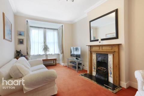 4 bedroom semi-detached house for sale, Carshalton Road, Sutton