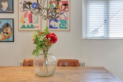 2 bedroom apartment for sale, Buckingham Court The Close, Essex, CM6