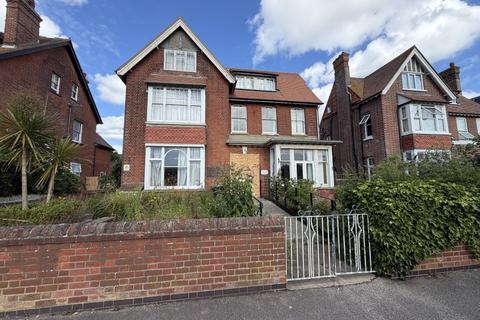 Detached house for sale, 44 Kirkley Cliff Road, Lowestoft, Suffolk NR33 0DF