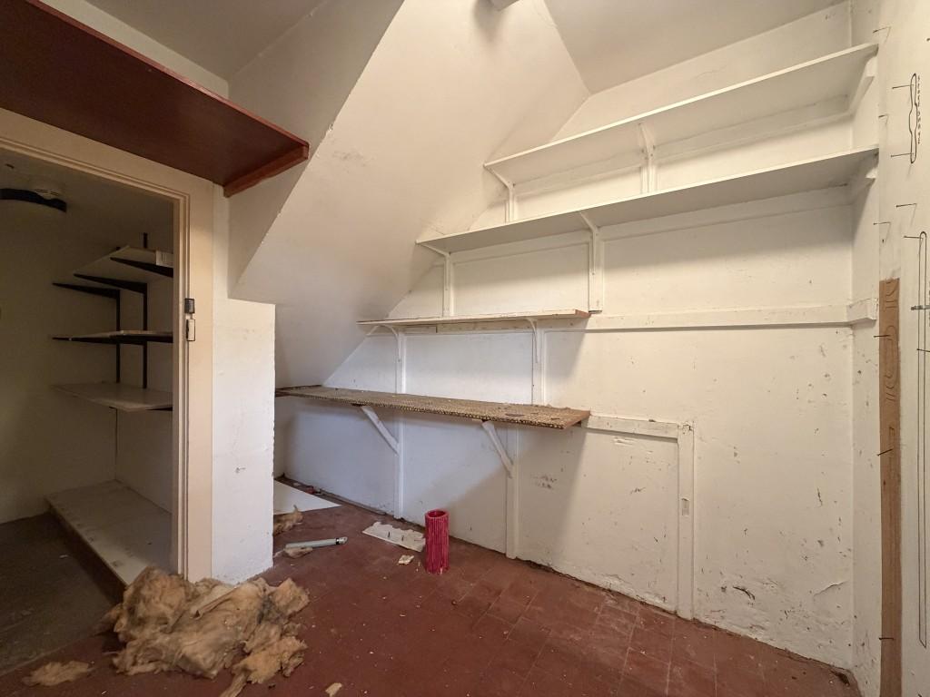 15  Medium  T202607011539.jpg