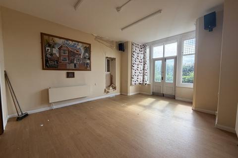 Detached house for sale, 44 Kirkley Cliff Road, Lowestoft, Suffolk NR33 0DF