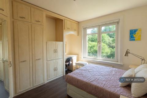 undefined, Haywood St, Glasgow, G22