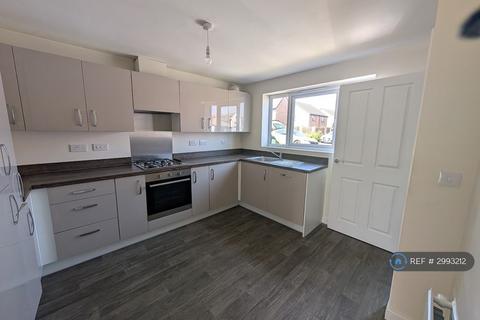 2 bedroom semi-detached house to rent, Platform Way, Rotherham, S63