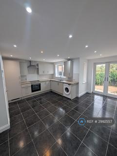 4 bedroom terraced house to rent, Hawthorne Drive, Rotherham, S63