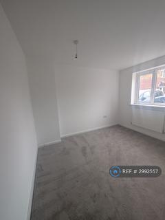 4 bedroom terraced house to rent, Hawthorne Drive, Rotherham, S63