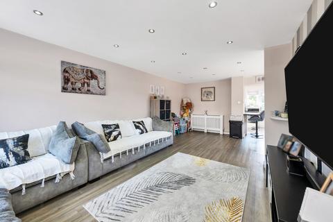 3 bedroom semi-detached house for sale, Carnation Way, Bury St. Edmunds IP28