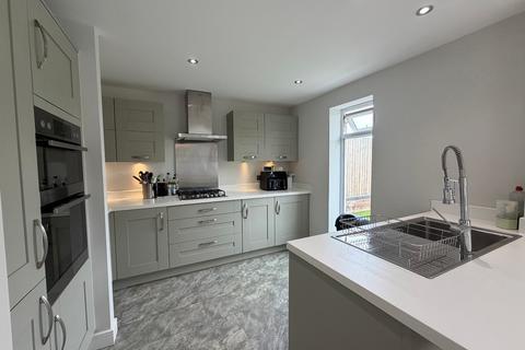 4 bedroom detached house to rent, Bloom Drive, Wetherby, West Yorkshire, LS22