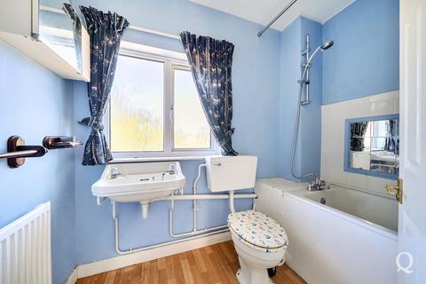 3 bedroom semi-detached house for sale, Swanstree Avenue, Sittingbourne, Kent, ME10