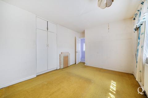 3 bedroom semi-detached house for sale, Swanstree Avenue, Sittingbourne, Kent, ME10