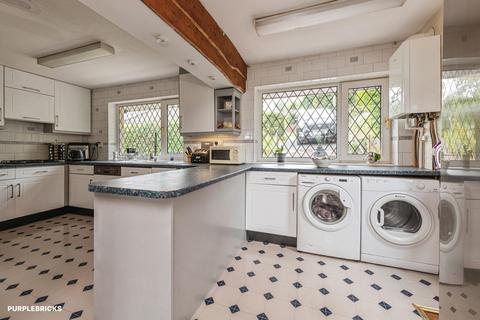 3 bedroom detached bungalow for sale, Town End Road, Holmfirth, HD9