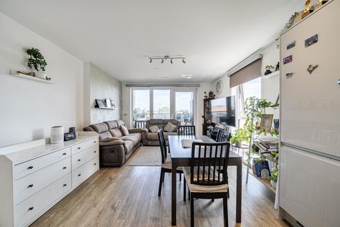 2 bedroom house for sale, Pump Lane, Hayes, UB3
