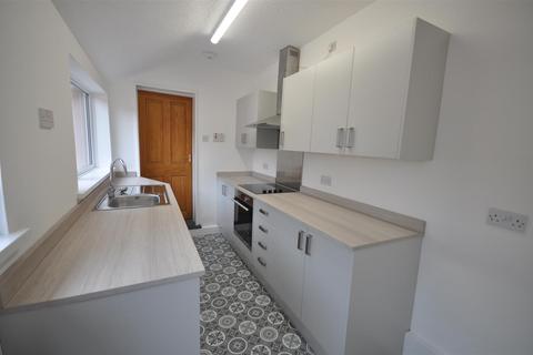 3 bedroom terraced house to rent, Henry Street, Goole