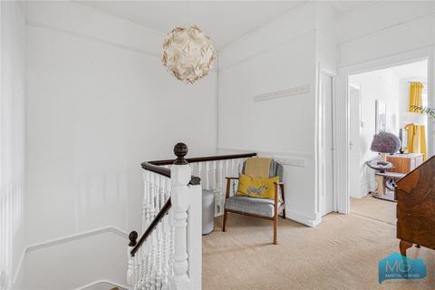 3 bedroom apartment for sale, Park View Road, London, N3