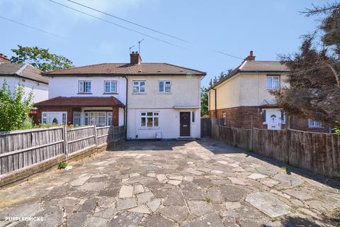 Duke Road, Ilford, IG6