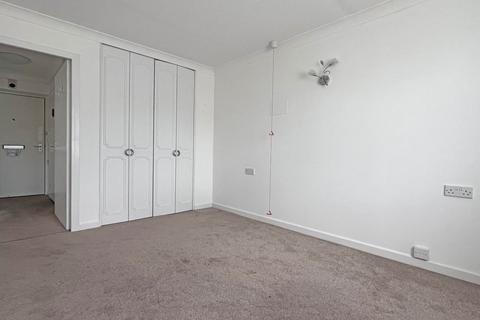 1 bedroom retirement property for sale, St. Johns Road, Eastbourne, BN20 7PZ