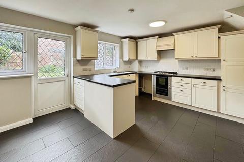 3 bedroom terraced house for sale, The Thorns, Marlborough, SN8