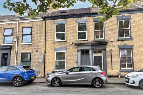 6 bedroom house of multiple occupation for sale, Grey Street, Hull HU2