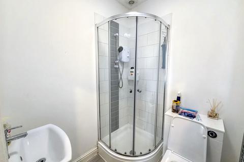 6 bedroom house of multiple occupation for sale, Grey Street, Hull HU2