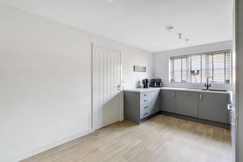4 bedroom semi-detached house for sale, Stag Drive, Nottingham NG14