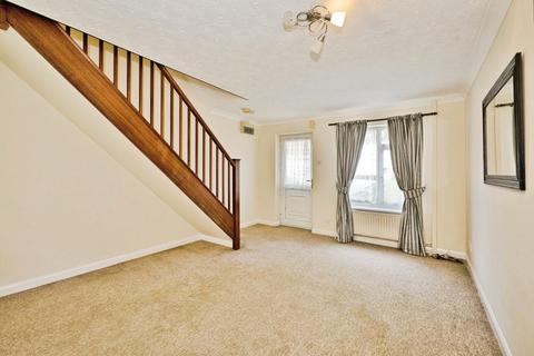 2 bedroom terraced house to rent, Summerhouse View, Yeovil, BA21