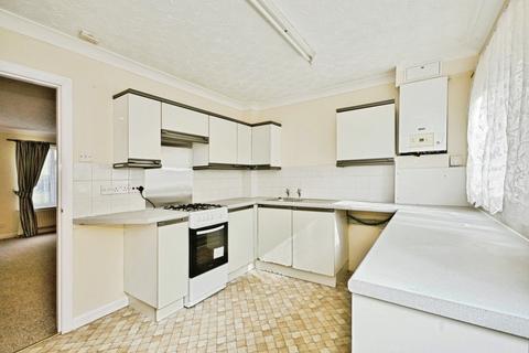 2 bedroom terraced house to rent, Summerhouse View, Yeovil, BA21