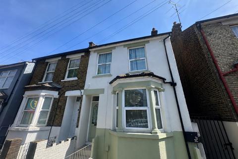 undefined, Gladstone Road, Watford WD17