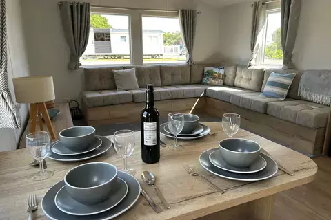 2 bedroom static caravan for sale, 2024 Willerby Midhurst Oyster Bay Coastal and Country Retreat, Goonhavern TR4