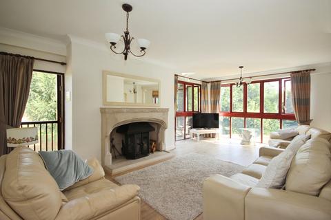 2 bedroom flat for sale, Stoneleigh Road, Bubbenhall, Coventry, Warwickshire, CV8